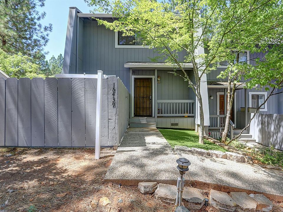 1st image of 15439 Kingsbury Cir
