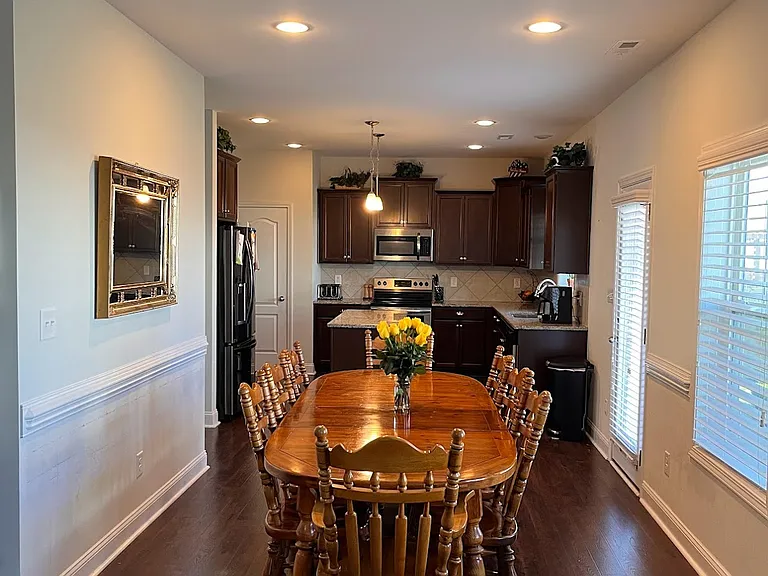 209 Brentmoor Dr — Photo 11