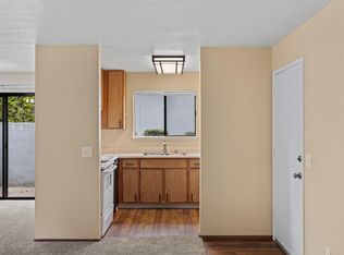 3330 Del Monte Blvd #204, Marina, CA 93933