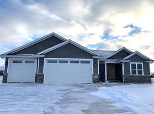 W5041 Blue Heron Ct, Sherwood, WI 54169