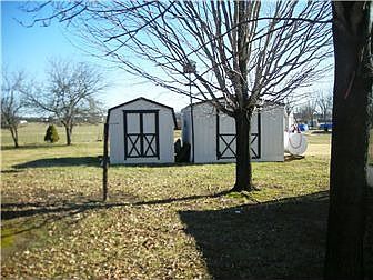 2 sheds