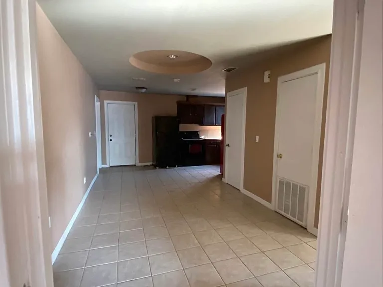 3404 Tanner Ct #2 — Photo 2