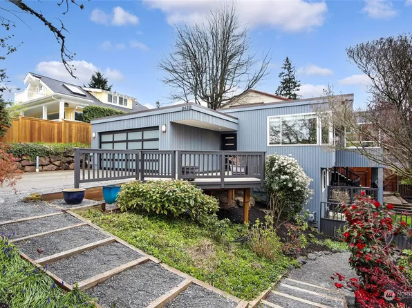 8420 California Avenue SW, Seattle, WA 98136