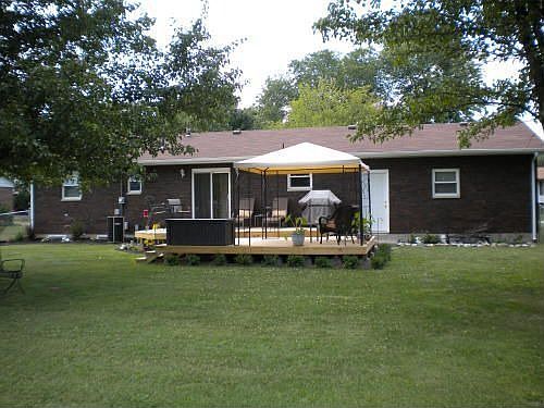 2nd image of 2020 Diane Dr