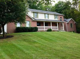 1717 Blue Jay Rd, Heath, OH 43056
