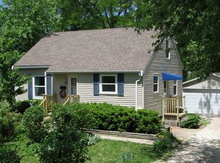 112 Thompson St, Urbana, IL 61801