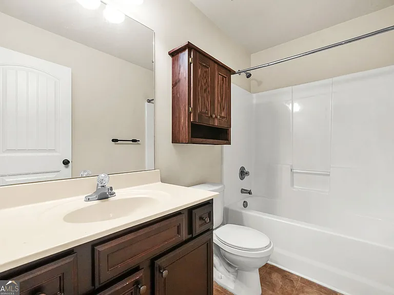 882 Nestling Dr — Photo 34