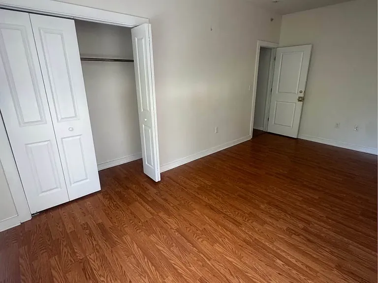 1409 W Thompson St #B — Photo 10