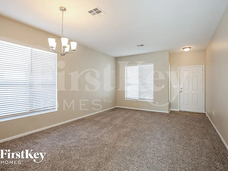 1620 Knoll Heights Ct — Photo 6