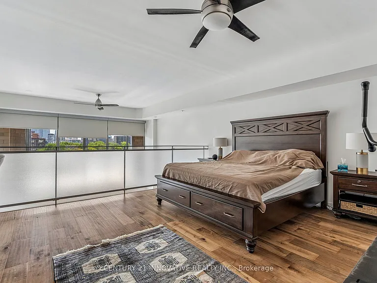 160 Baldwin St #420 — Photo 31