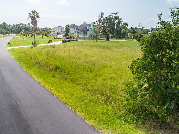 3rd image of 718 Sonny Boy Ln