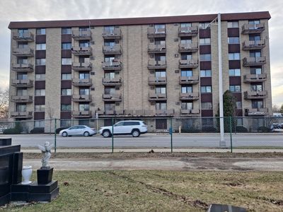 850 Des Plaines Ave APT 202, Forest Park, IL, 60130