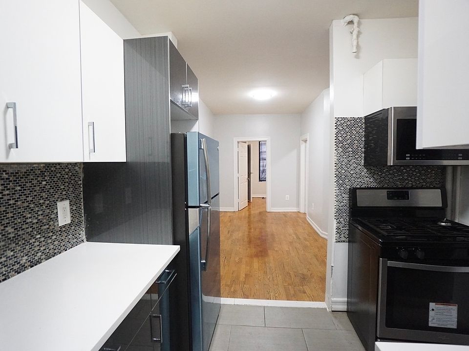 1st image of 27 Audubon Ave APT 2