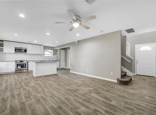 8021 Filltop St, Houston, TX 77028