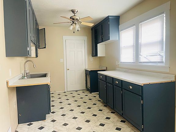 4th image of 519 Seymour Ave