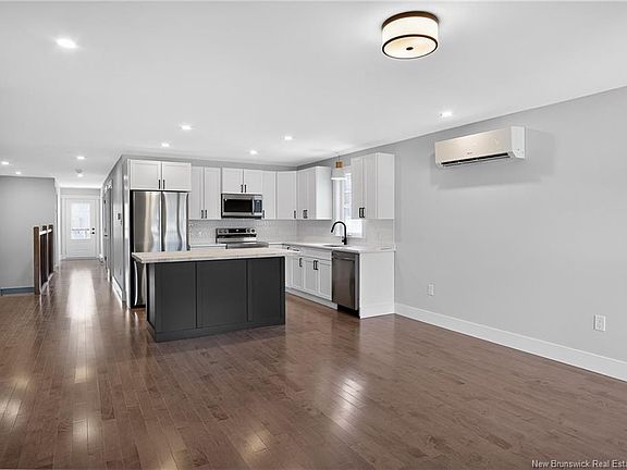 4th image of 331 Hampton Rd