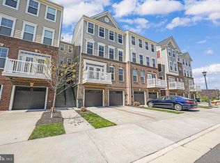 43373 Town Gate Sq, Chantilly, VA 20152