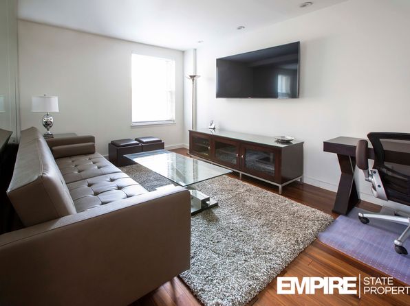 150 W 51st St APT 1504