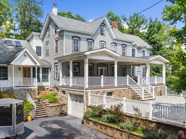 46 Everitts Hill Rd, Raritan Twp., NJ 08822