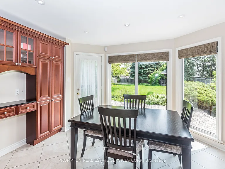68 Addington Sq — Photo 4