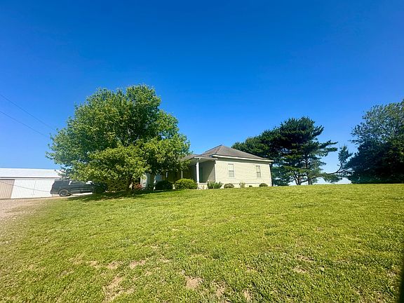 5th image of 729 County Road 1375 E