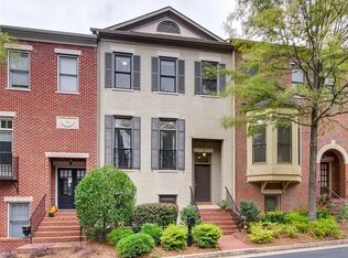 136 W Ridge Way, Roswell, GA 30076