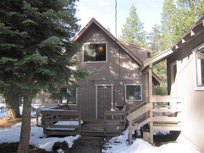 Detached garage in front