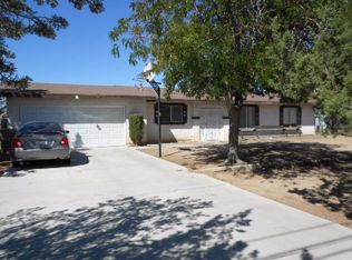 7050 Jenkins Ave, Hesperia, CA 92345
