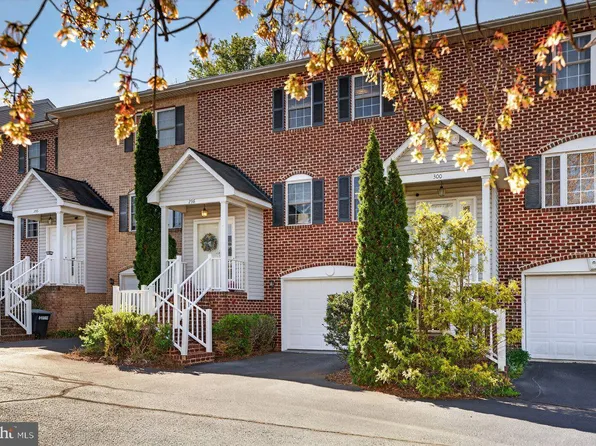 298 Emerald Dr, Harrisonburg, VA 22801