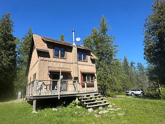 2nd image of 1914 S Point Brulee Rd