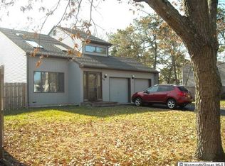 90 Marbro Ave, Brick, NJ 08724