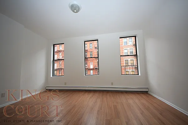 Rented by Kings Court Real Estate | media 62