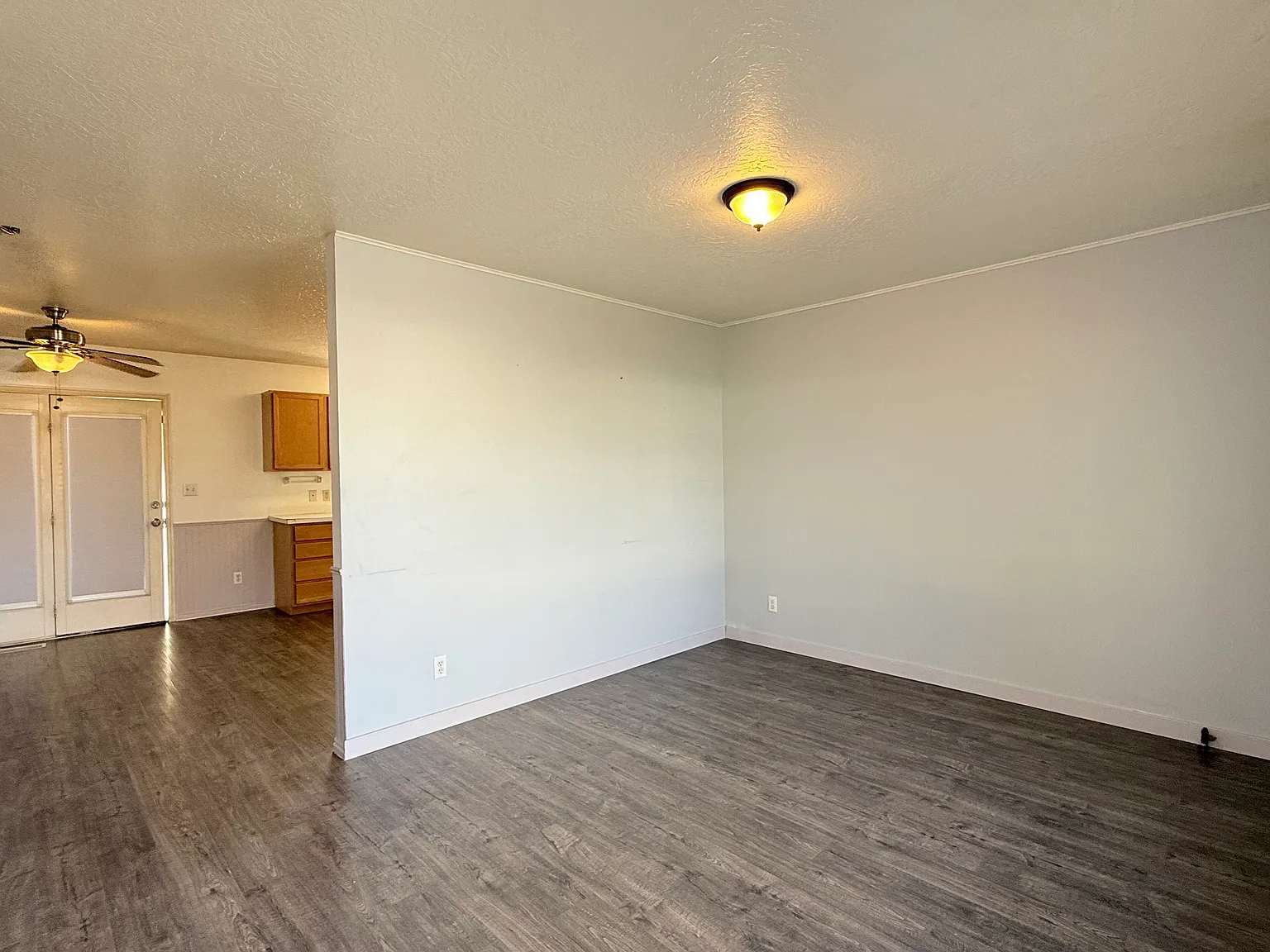 4 bed, 2150 sqft, $3,400 — Photo 4