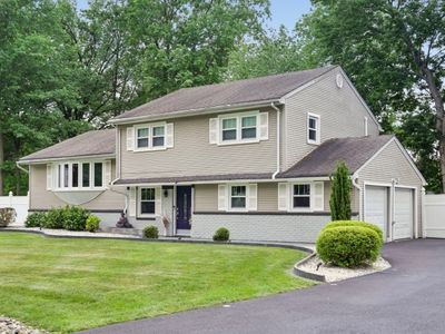 22 Woodhaven Rd, Parsippany, NJ, 07054