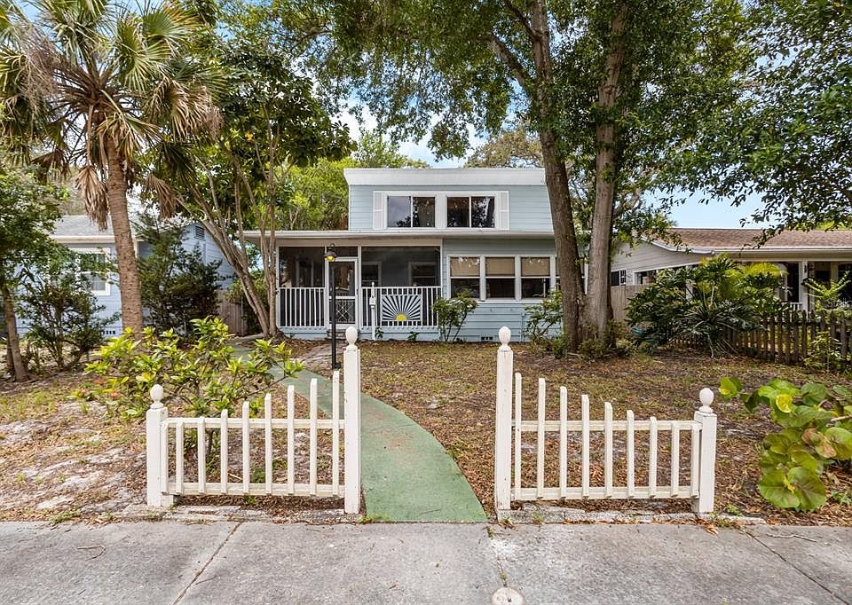 1st image of 4844 BURLINGTON AVENUE N