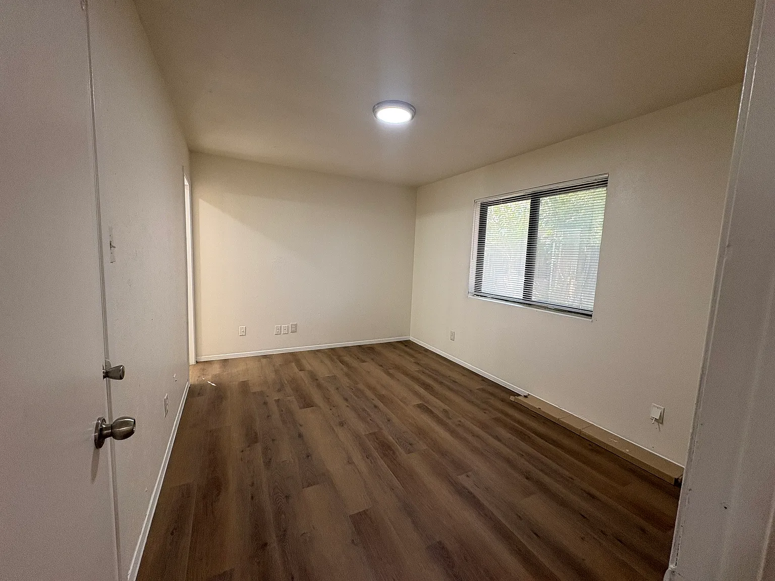 3 bed, 1100 sqft, $1,425 — Photo 4