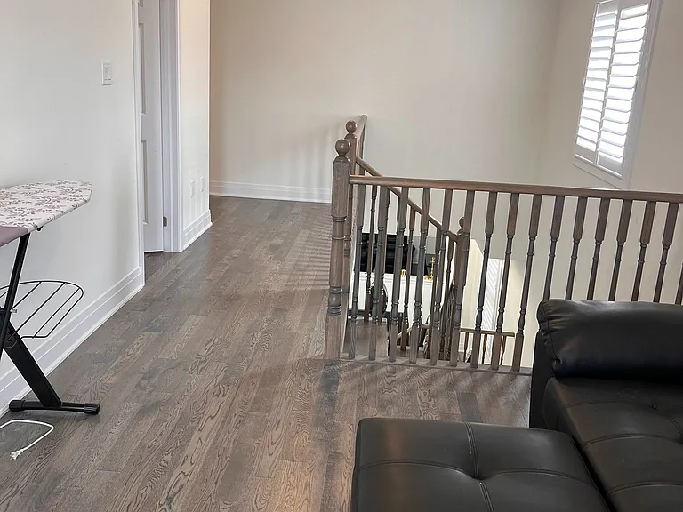 188 Aviron Cres — Photo 18