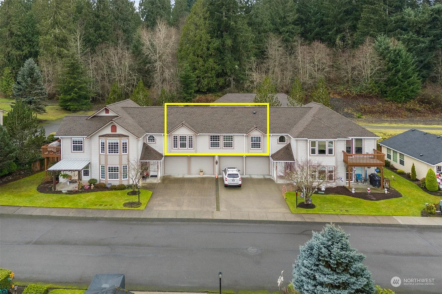 202 Alcott Drive photo 1