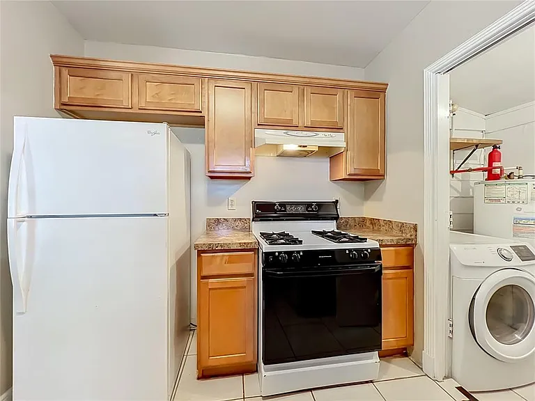 21 N Mills Ave — Photo 18