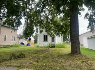 90 W Main St, Lewiston, MN 55952