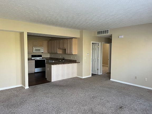 5th image of 3648 Lilac Ln APT 5