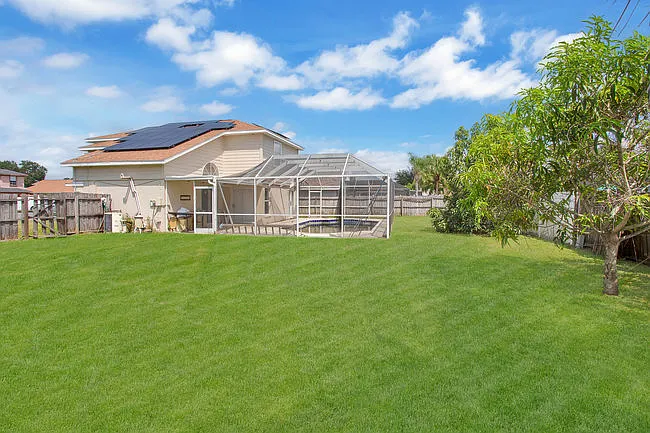 111 Blue Indigo Ct — Photo 11