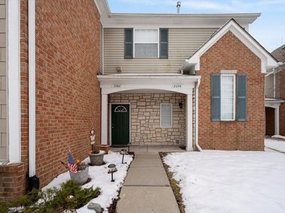 2260 Monarch Dr, Shelby Township, MI, 48316
