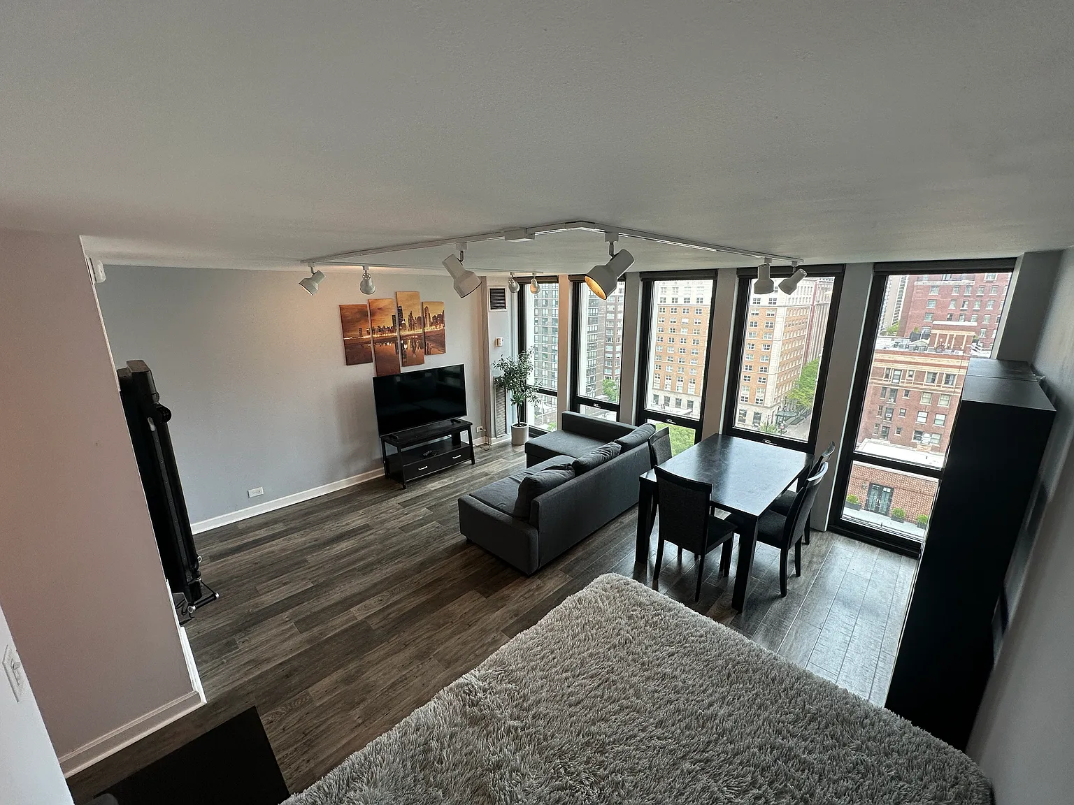 Studio, 600 sqft, $2,000 — Photo 3