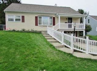 608 Torrance Ave, Vestal, NY 13850