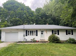 3305 Twin Hills St NW, Uniontown, OH 44685