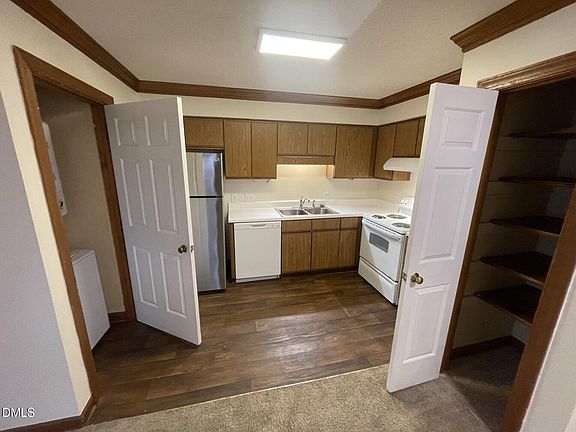 4th image of 3535 Ivy Commons Dr APT 302