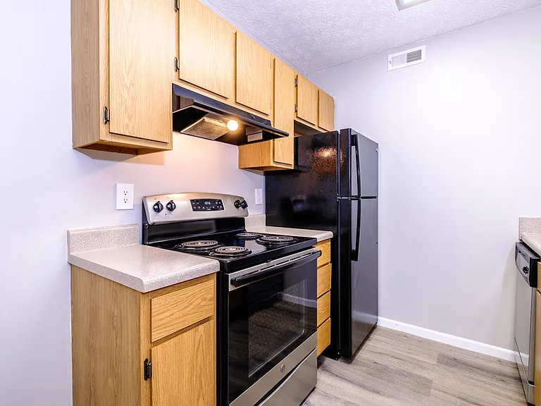 Sterling Park Apartments — Photo 13