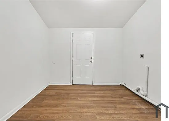 3007 E Knollwood St — Photo 26