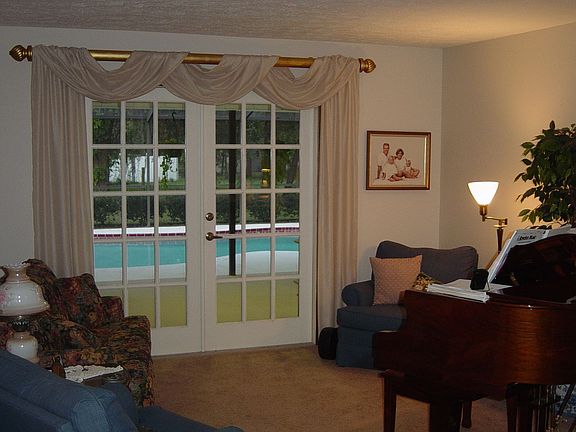 2nd image of 444 Summit Chase Dr